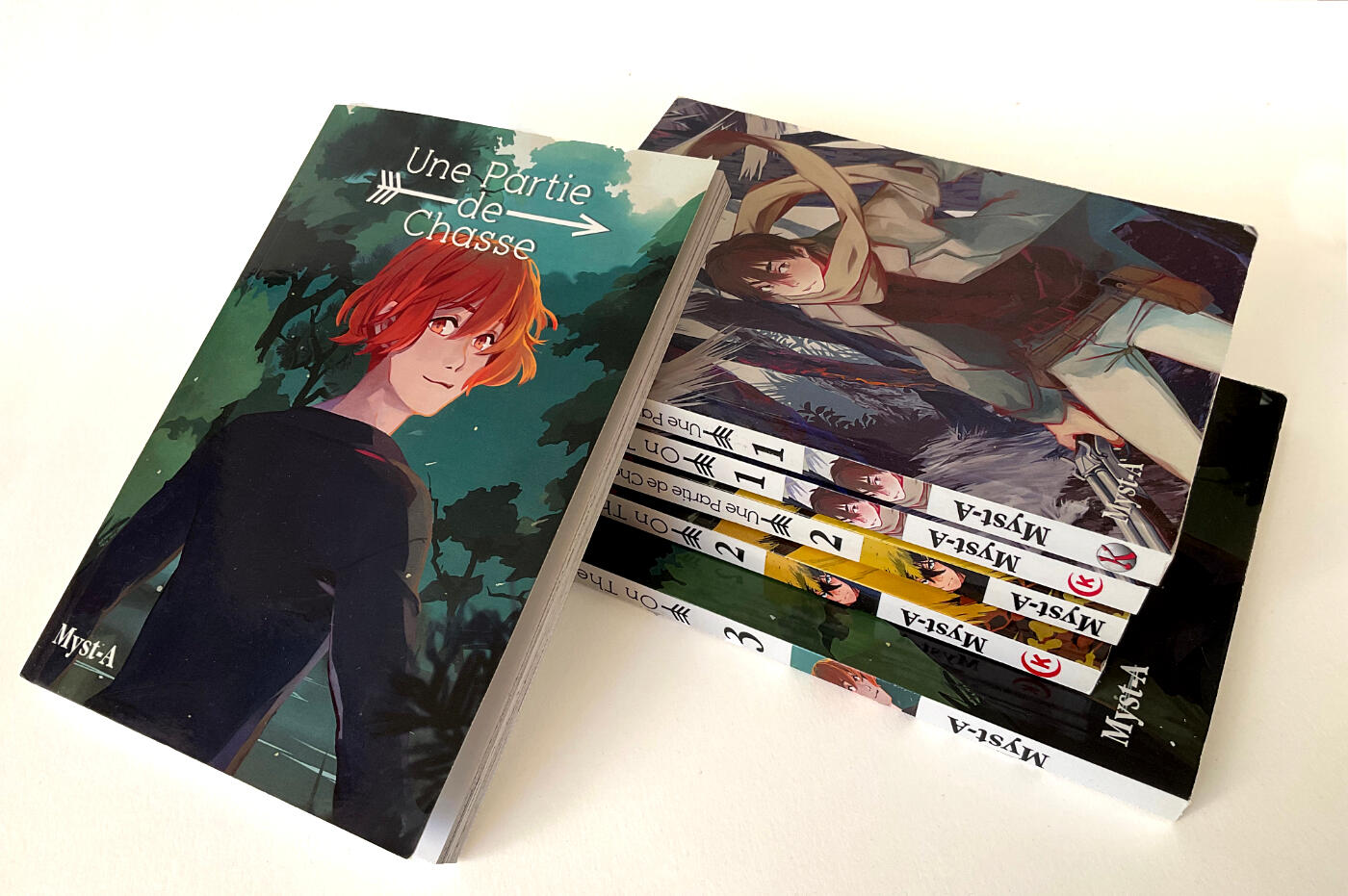 Quatre saisons au Japon - Planche de Stickers Papeterie design par Alyssa Monnoyeur Japan-themed sticker sheets design by Alyssa Monnoyeur featuring cute drawings of seasonal food and beverages, tradtional symbols and crafts, kimono and shool uniforms, landscapes and japanese celebrations and traditions